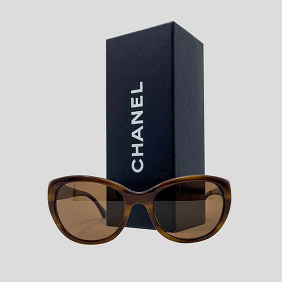 Chanel Toirtoise Shell & Embellished Sunglasses - Picture 1 of 7
